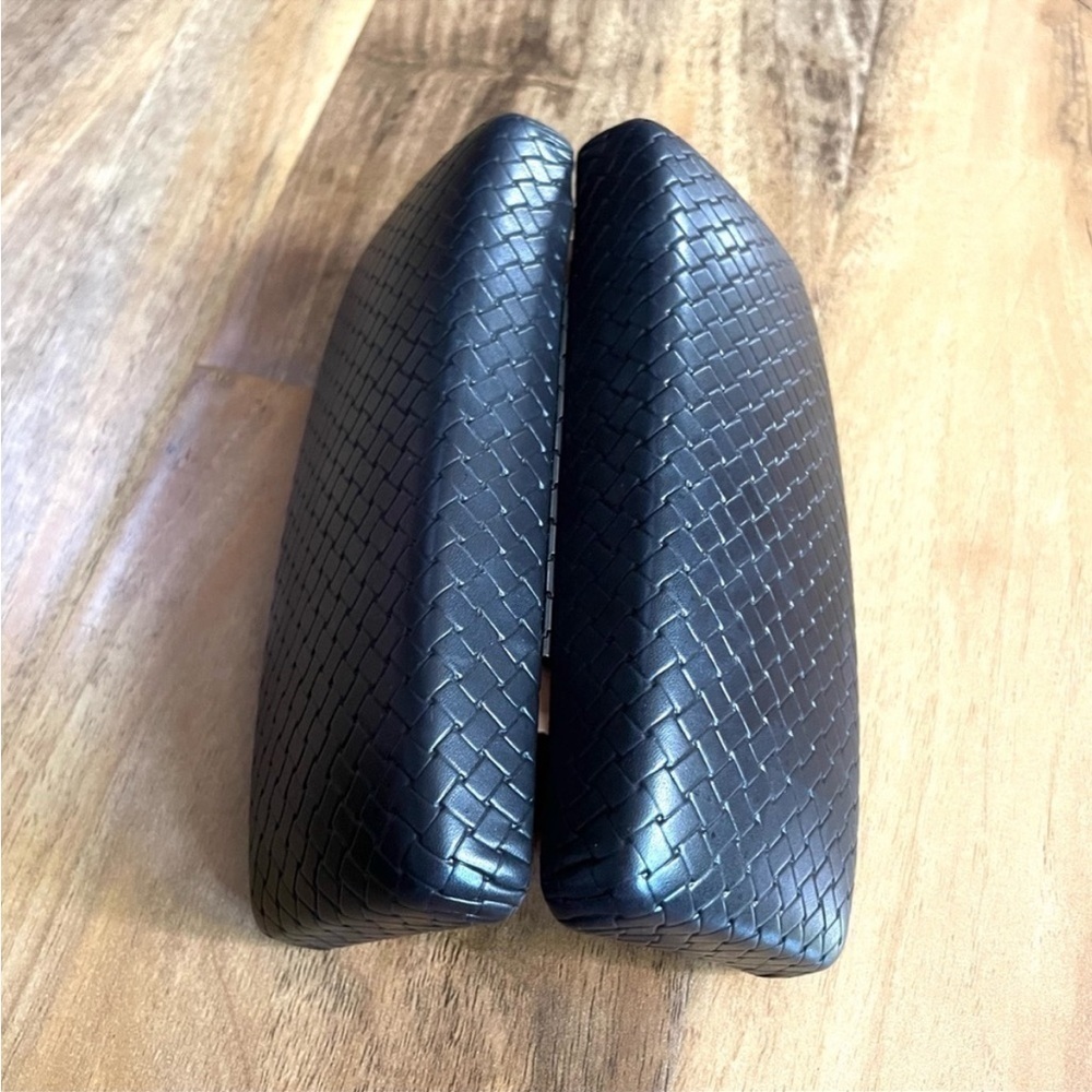 2/$30 Cole Haan Eyeglasses Faux Leather Basket Weave Hard Clamshell Case - Picture 4 of 5